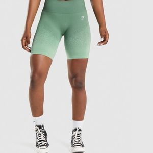 Adapt Ombré Seamless Shorts